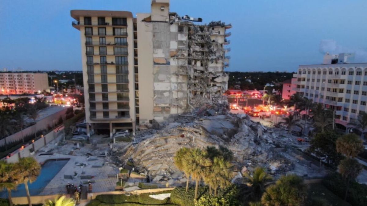 Así quedó el edificio luego de derrumbe.