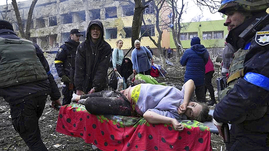 Ucrania: el terrible final de la mujer embarazada que sufrió un bombardeo en Mariúpol