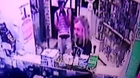 Diego Capusotto, testigo de un robo en una farmacia