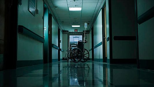 Pánico en un hospital: personal de seguridad encontró el fantasma de un niño cantando