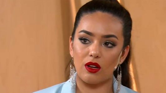 El novio de Ángela Leiva la escrachó y publicó una foto íntima de la cantante