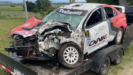 No tengo frenos... Agarrate fuerte: el dramático momento de un piloto de rally antes de un brutal choque