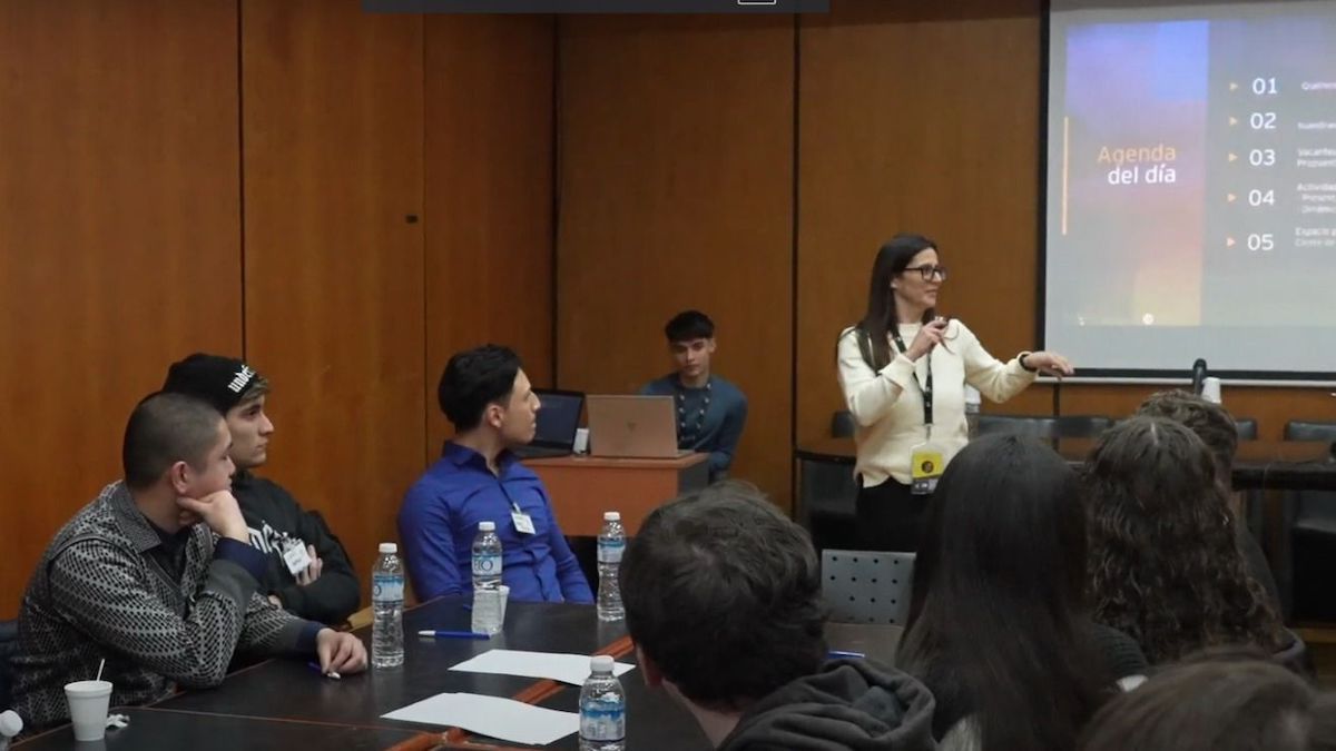 Dichos eventos fueron organizados por la Gestión de Talento del Centro de Desarrollo Empresarial y por el Centro de Estudiantes de la facultad.