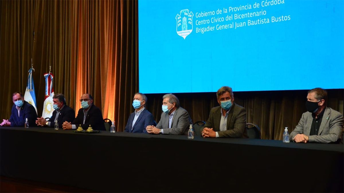 La Mesa de Enlace jugó de local en Córdoba y lanzó mensajes para Julián Domínguez.