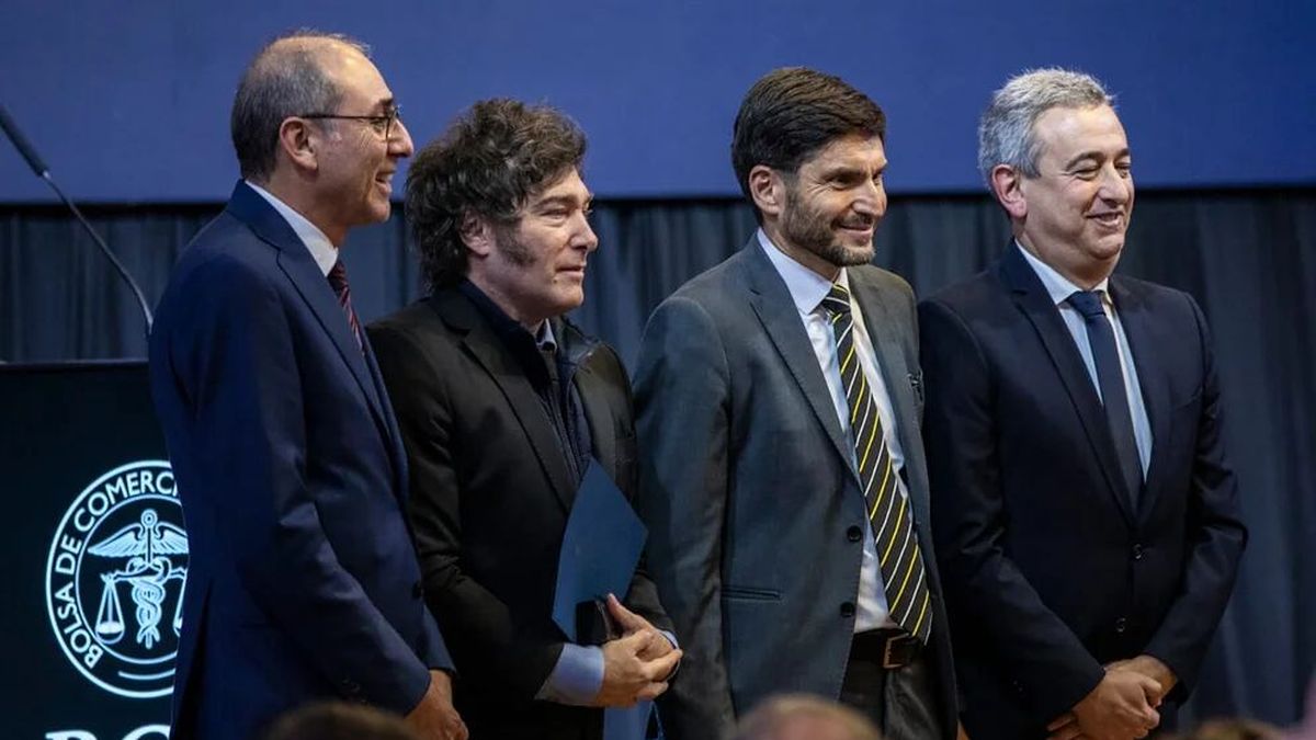 Javier Milei habl&oacute; en la Bolsa de Comercio de Rosario.