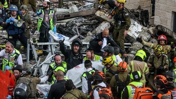 Irán respondió a la ofensiva en Teherán con misiles sobre Israel: hay al menos 9 víctimas fatales
