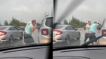 Se adelantó en la fila para retirar a su hijo del colegio y terminó a las piñas con otro papá