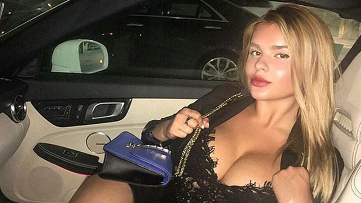 Esta voluptuosa joven es considerada la Kim Kardashian rusa.