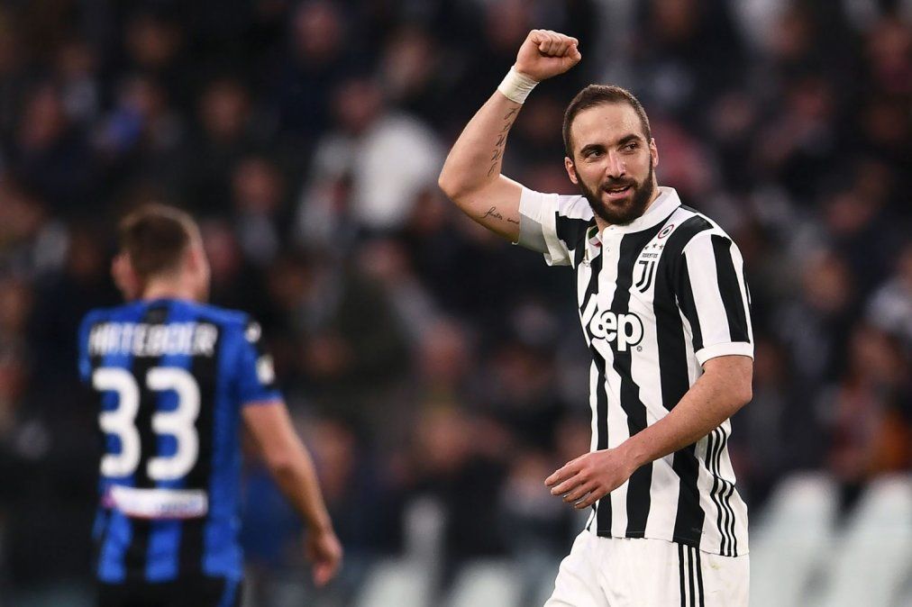 El gol de Gonzalo Higuaín para que Juventus le gane a Atalanta y saque más ventaja en la cima de la Serie A