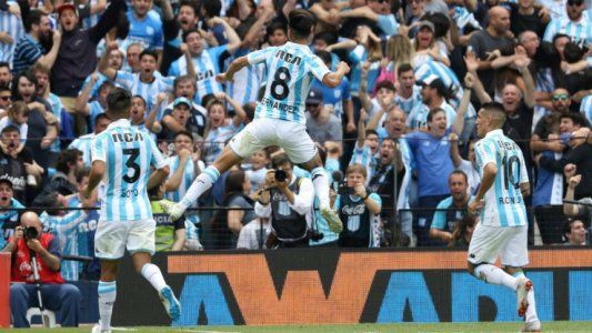 Racing jugó un gran segundo tiempo para festejar ante San Lorenzo y seguir puntero
