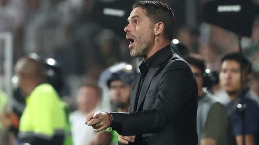 Te saco a la m...: Gago se cansó y estalló contra Zeballos en plena caída de Boca en Perú