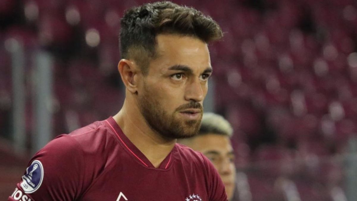 Lanús y su nueva postura sobre el futuro de Lautaro Acosta tras la denuncia de su ex por violencia