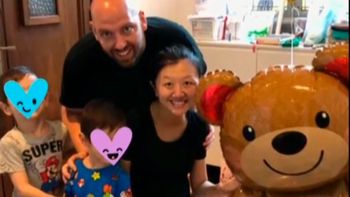 La primera foto de Karina Gao en su casa y tras el reencuentro con su esposo e hijos