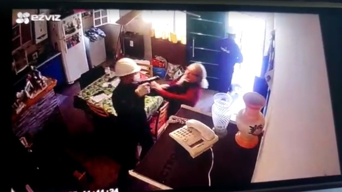 Los presuntos gasistas entraron a la vivienda y simularon trabajar.&nbsp;