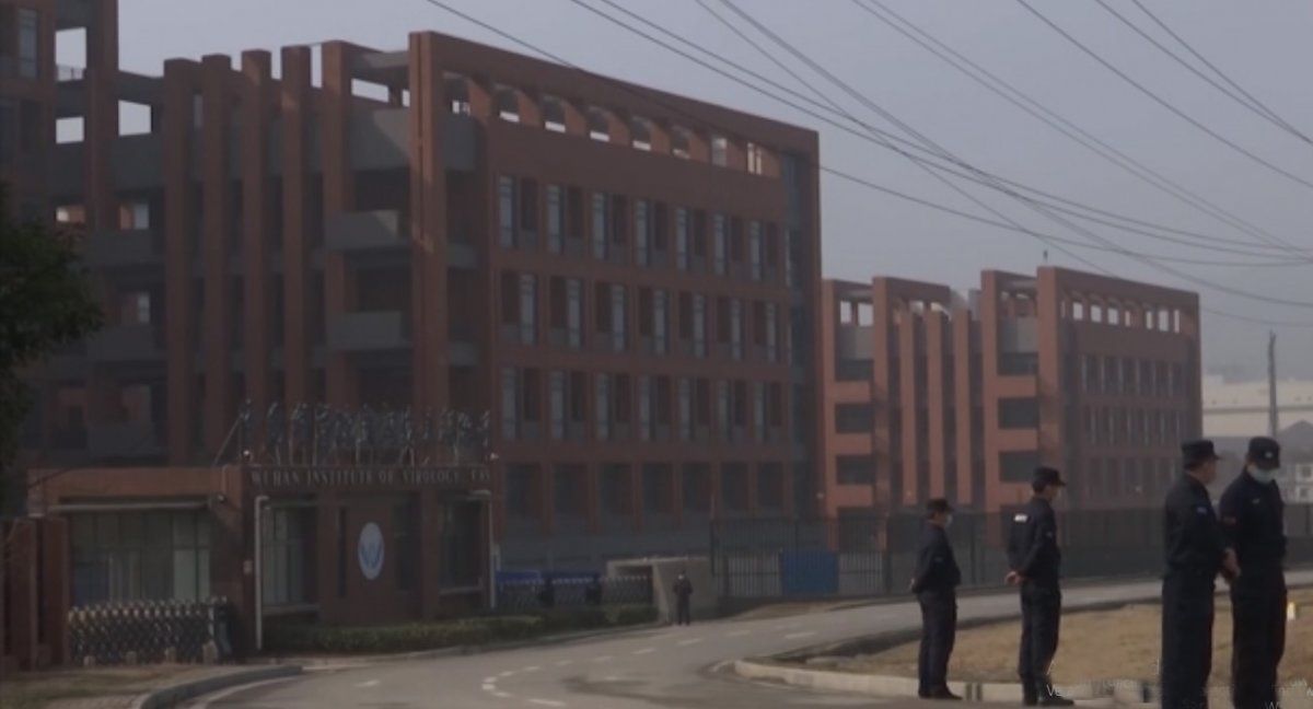 China rechazó nuevamente que la pandemia comenzó con una falla o fuga en el laboratorio Virológico de Wuhan (Foto: AP)