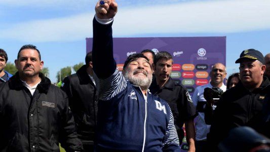La emoción de Maradona tras la primera victoria de Gimnasia en el Bosque