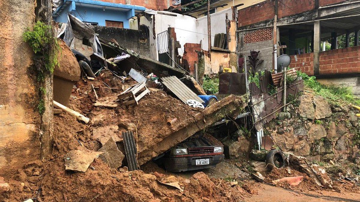 En el lugar se registraron casi 200 aludes e inundaciones provocados por las fuertes lluvias caídas durante cuatro horas.