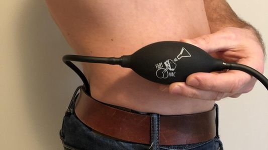 Inventaron una aspiradora de flatulencias que elimina los olores y utiliza tecnología similar a la de la NASA