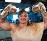 Murió la Locomotora Oliveras: la historia de una campeona que aprendió a boxear para defenderse de su novio