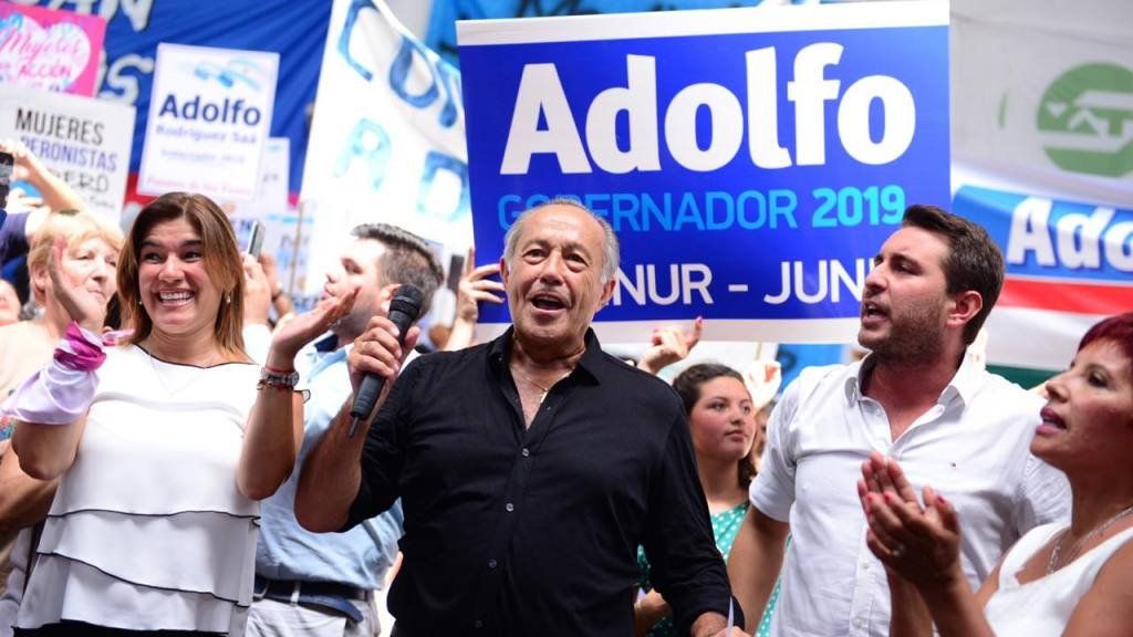 Duelo de hermanos: Adolfo Rodríguez Saá lanzó su candidatura a gobernador y apunta contra Alberto
