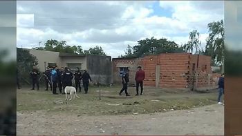 11 policías detenidos en La Matanza. Foto: captura de Tv. 11 policías detenidos en La Matanza. Foto: captura de Tv.