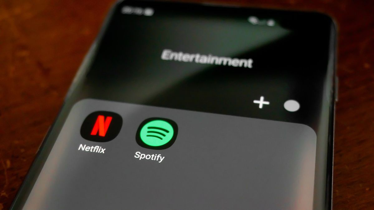 El Gobierno te da hasta 100 euros para gastar en Netflix, Spotify