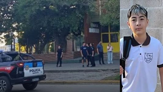 Un alumno de 15 años entró armado al colegio y mató a un compañero en Santa Fe