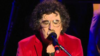 Volvieron a internar a Charly García