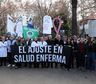 Masivo abrazo simbólico en defensa del Instituto Roffo: pacientes con cáncer y médicos contra el ajuste