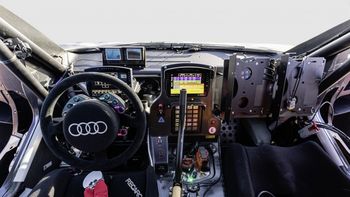 Audi RS Q e-tron: Un interior de gran tecnología