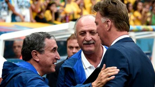 Camino al Mundial Qatar 2022: los dos entrenadores que ostentan el récord de más selecciones dirigidas