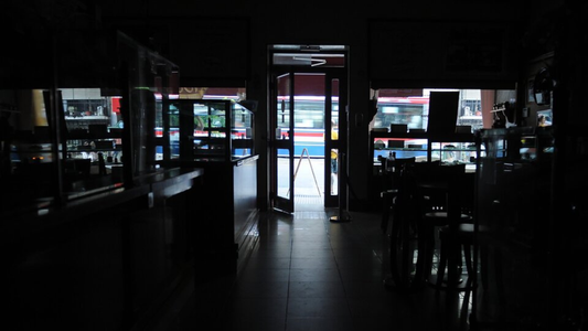 Un gran apagón de luz se registró en el sur de la Ciudad y el conurbano: el comunicado de Edesur