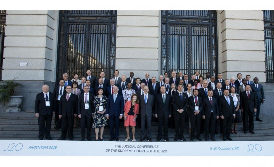 La transición en la Corte Suprema arrancó con un choque de estilos y una  justicia en crisis