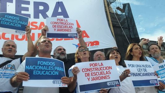 El Gobierno cuestionó el paro docente y negocia un nuevo salario: Deberían estar en las aulas