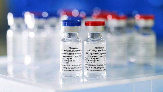 Las primeras dosis de la vacuna rusa llegarían el 23 de diciembre: La campaña se podrá iniciar 3 o 5 días después, dijeron desde el Gobierno