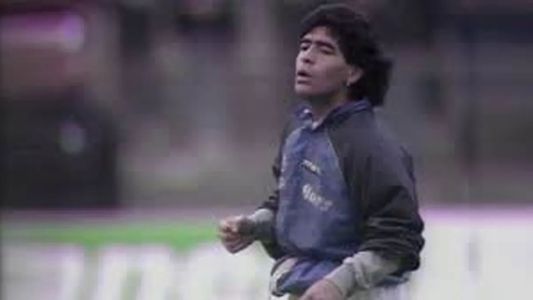 A 35 años: la historia detrás de la entrada en calor de Diego Maradona con Live is Life
