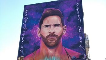 Inauguraron un imponente mural en homenaje a Messi
