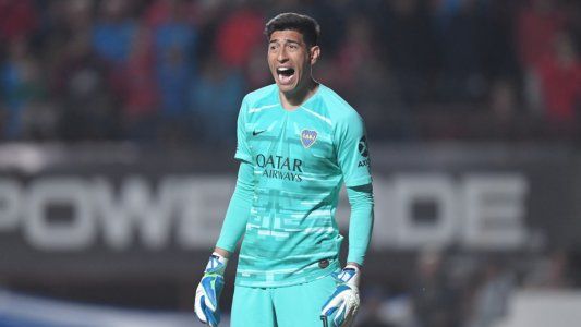Superliga: pese al gol recibido, Andrada se metió en la historia de Boca por su imbatibilidad