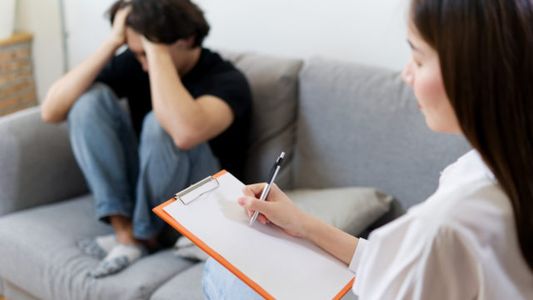 Insólito: canceló una sesión con el psicólogo de su hija al enterarse que militaba en La Cámpora