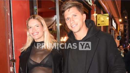 El look de Eva Bargiela luciendo su pancita de siete meses de embarazo junto a Gianluca Simeone: las fotos