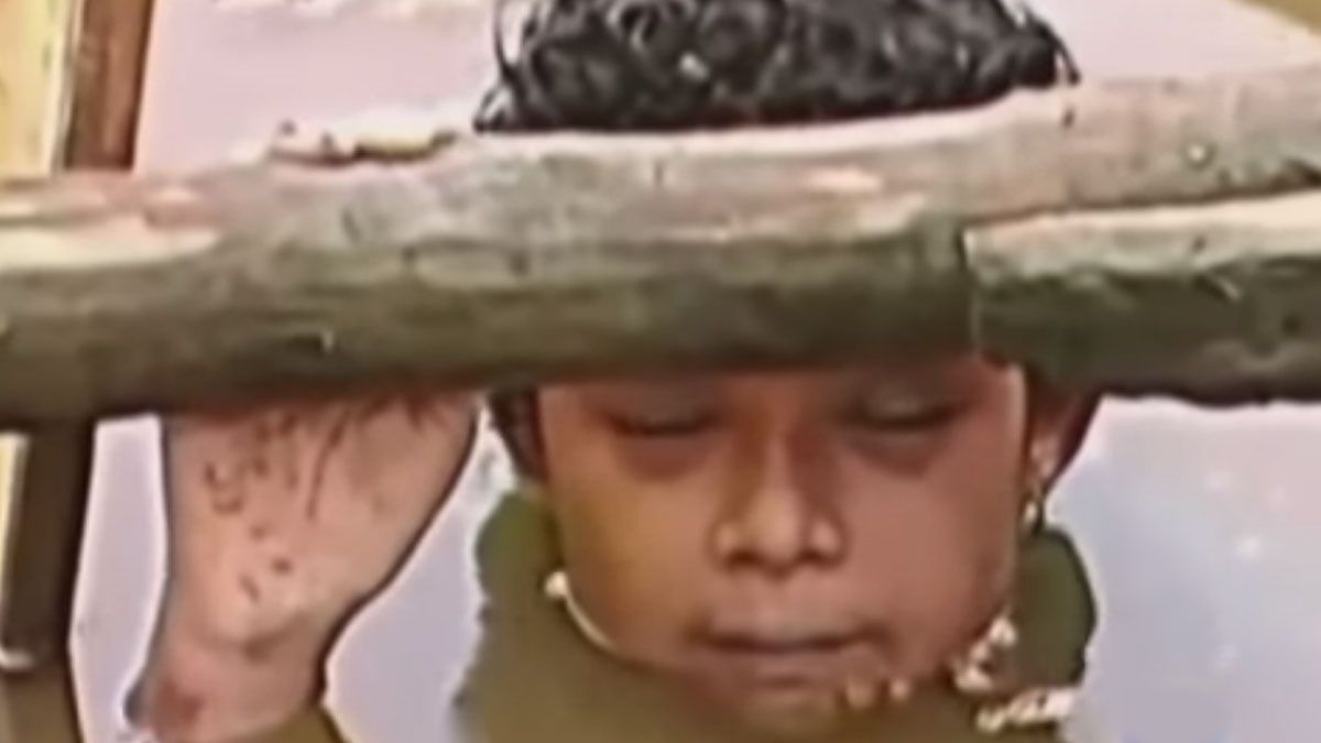 Durante 3 d&iacute;as, Omayra resisti&oacute; con el agua al cuello en las ruinas de su casa (Foto: captura de TV).