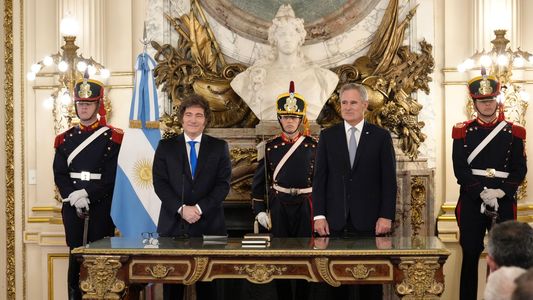 Javier Milei le tomó juramento a Pablo Quirno como nuevo canciller