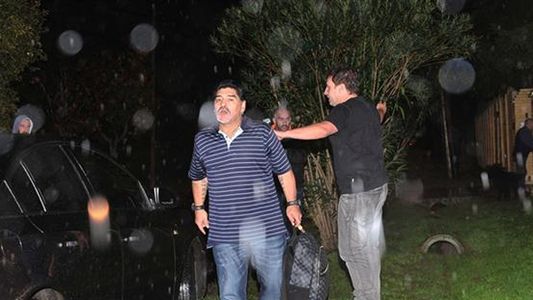 Información exclusiva | Maradona llega esta noche al país