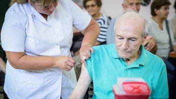 Comenzó la vacunación para mayores de 75 en la Ciudad