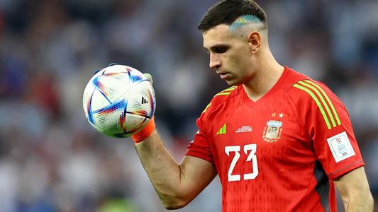 El representante del Emiliano Dibu Martínez se refirió a su futuro: Serie A, bueno, ¿por qué no?