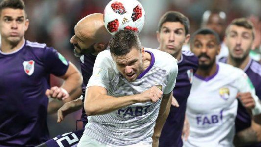 El insólito gol olímpico que sufrió River al minuto