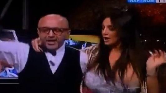 Pasó en la TV | Festejó tanto que se le escapó una lola