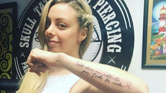 Gisela Bernal se tatuó el brazo :  Tiene que ver con...