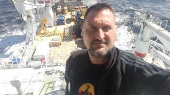 Estaban acá, teníamos que venir a buscarlos nosotros: el emotivo video de Luis Tagliapietra a bordo del barco que encontró al ARA San Juan