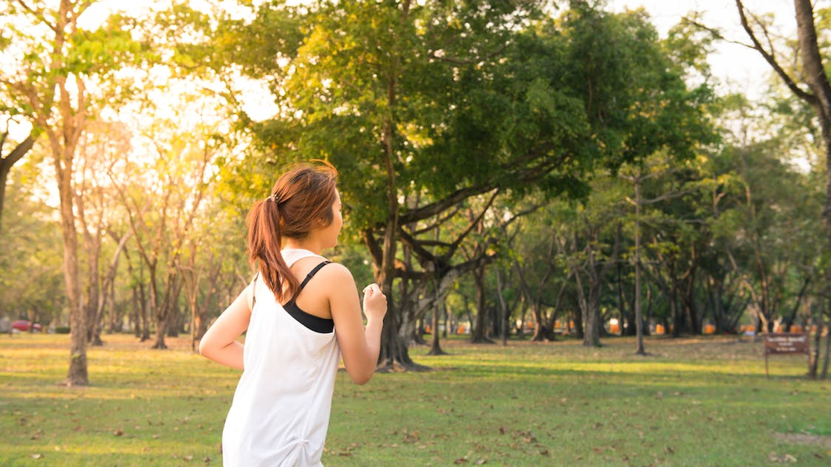 Correr o caminar: cu&aacute;l es mejor para tu salud si lo hac&eacute;s a largo plazo